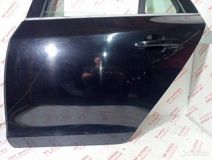 Дверь боковая задняя левая Volvo V60 универсал