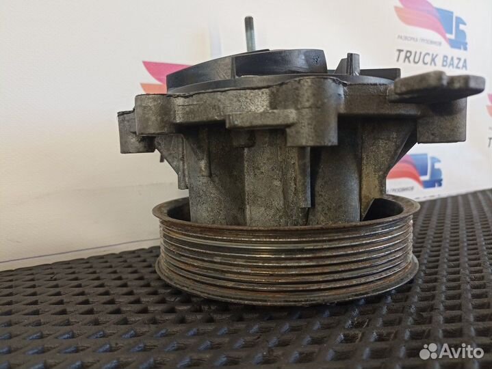 51065007049 Насос водяной (помпа) Man TGA