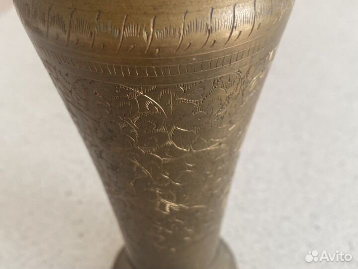 Ваза бронзовая