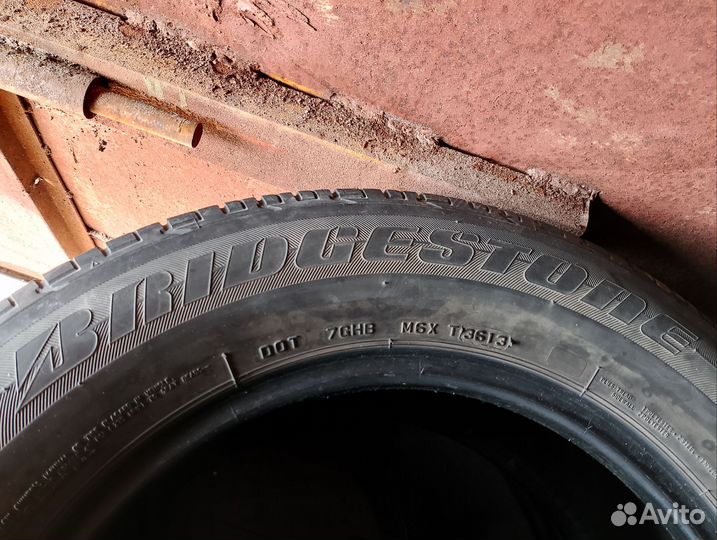 Bridgestone Dueler H/P Sport 215/65 R16 98