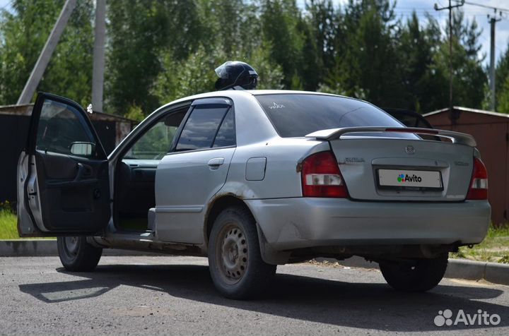 Mazda Familia 1.5 AT, 1999, 250 000 км