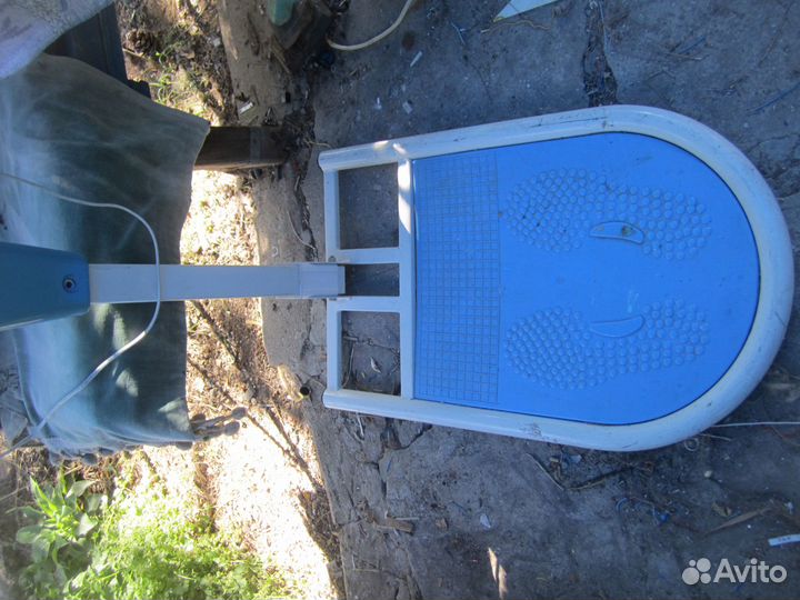 Вибромассажёр, вертикальный ленточный