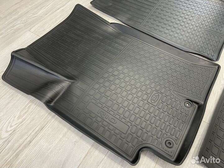 Оригинальные резиновые ковры Kia Rio 4