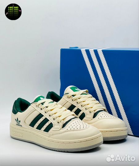 Кроссовки Adidas