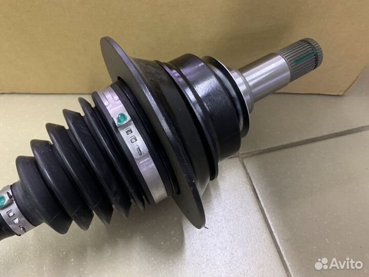 Привод передний левый Mercedes GL X166 GLS X166