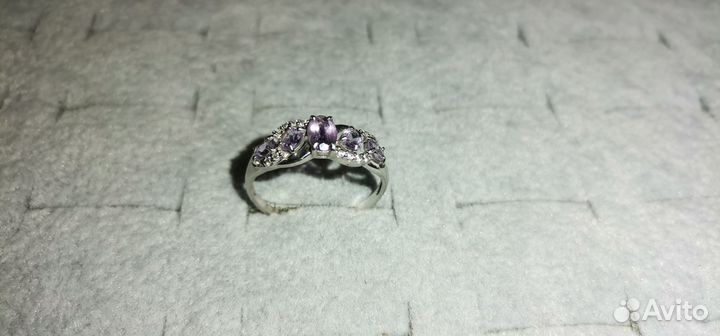 Кольцо с аметистом