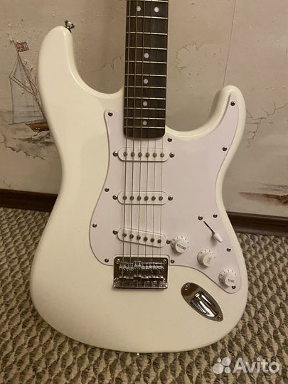 Электрогитара fender squier bullet Stratocaster