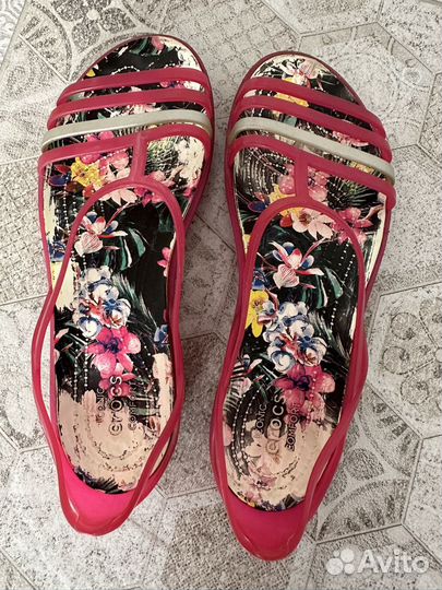 Сандалии женские crocs 38 размер