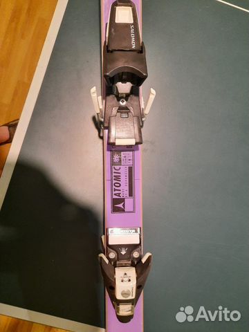 Горные лыжи atomic 170 см с палками 95 см