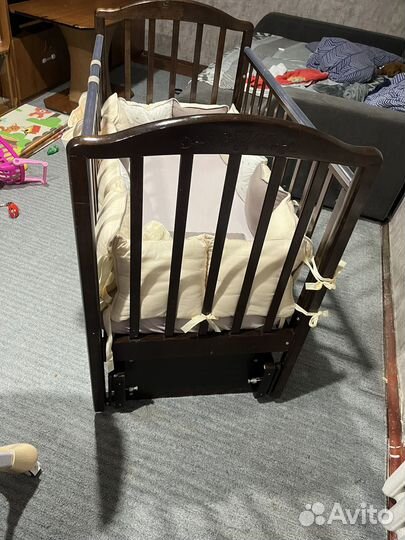 Кроватка детская
