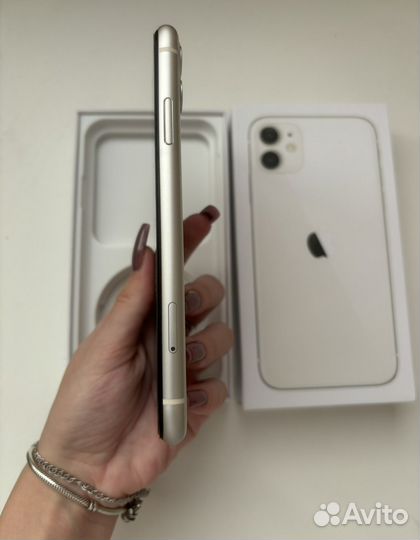 iPhone 11, 128 ГБ