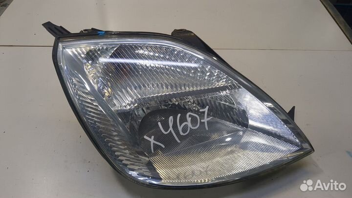 Фара (передняя) Ford Fiesta, 2004