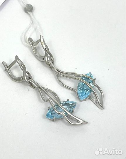 Серьги в белом золоте с топазами