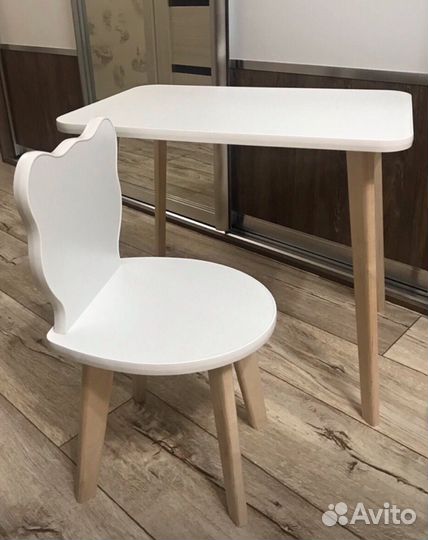 Детский стол и стул.Новый в упаковке