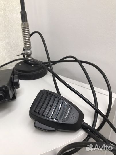 Автомобильная рация с антенной