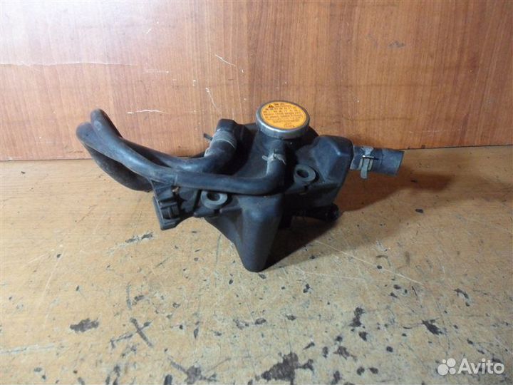 Бачок расширительный 21132AA121 Subaru Legacy B13
