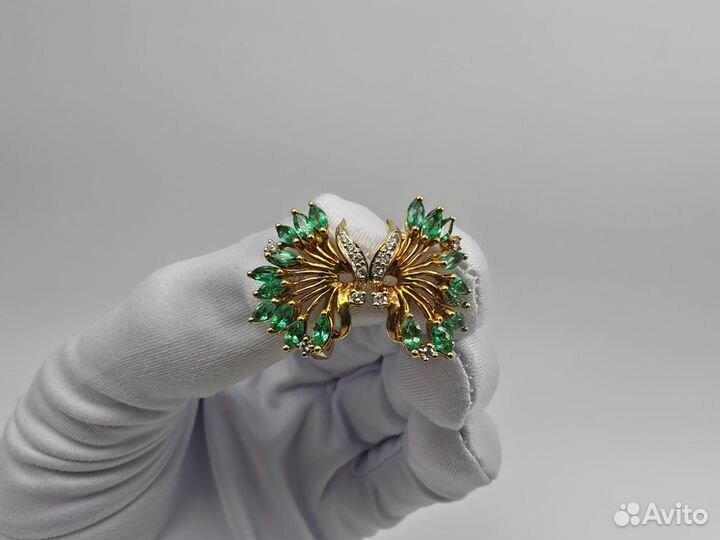 Золотые Серьги 750 пробы с бриллиантами. Рассрочка