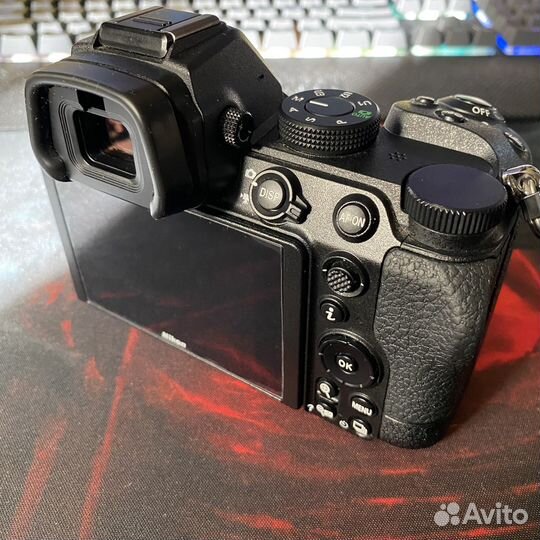 Фотоаппарат Nikon Z5 Body продан