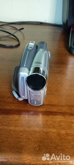 Видеокамера canon