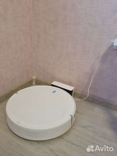 Робот пылесос xiaomi mi robot vacuum mop essential