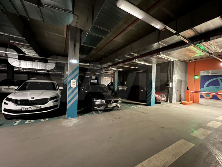 Машиноместо, 13 м²