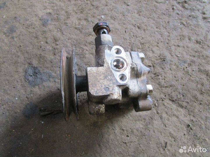 Насос гидроусилителя Hyundai Accent II (+тагаз) 20