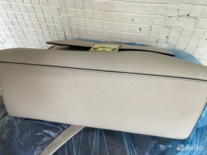 Сумка бежевая