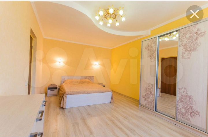 Комната 30 м², 1/4 эт.