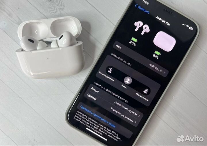 Новые наушники AirPods Pro 2 с чехлом