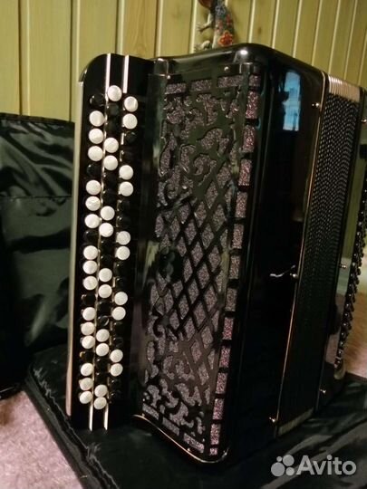 Баян Тула,цельная планка,медь,латунь