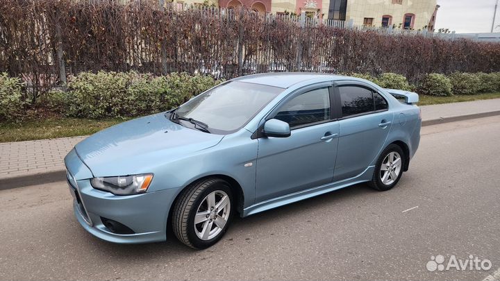 Mitsubishi Lancer 1.5 МТ, 2011, 190 000 км