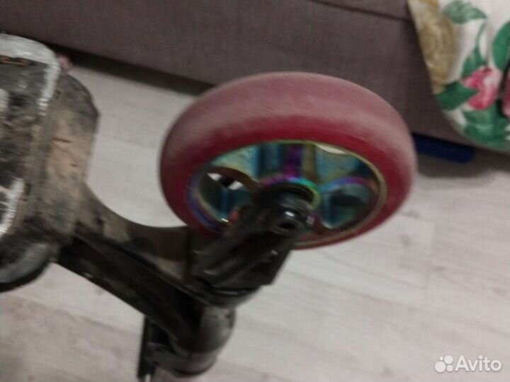 Самокат трюковой кастом