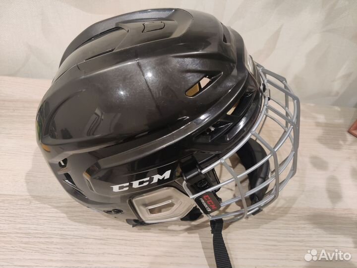 Шлем хоккейный взрослый ccm