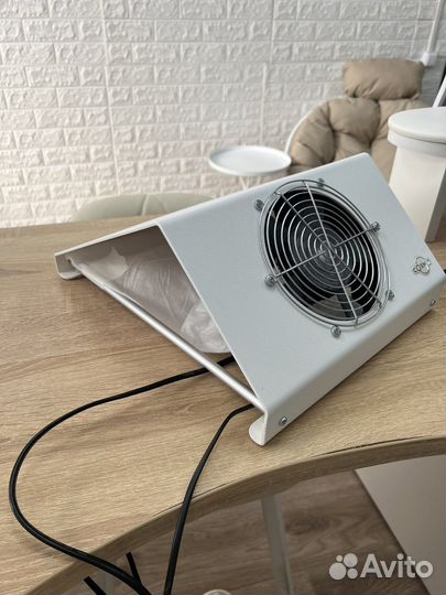 Маникюрный пылесос cosmos