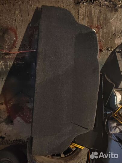 Акустическая полка на Приору хэтчбек