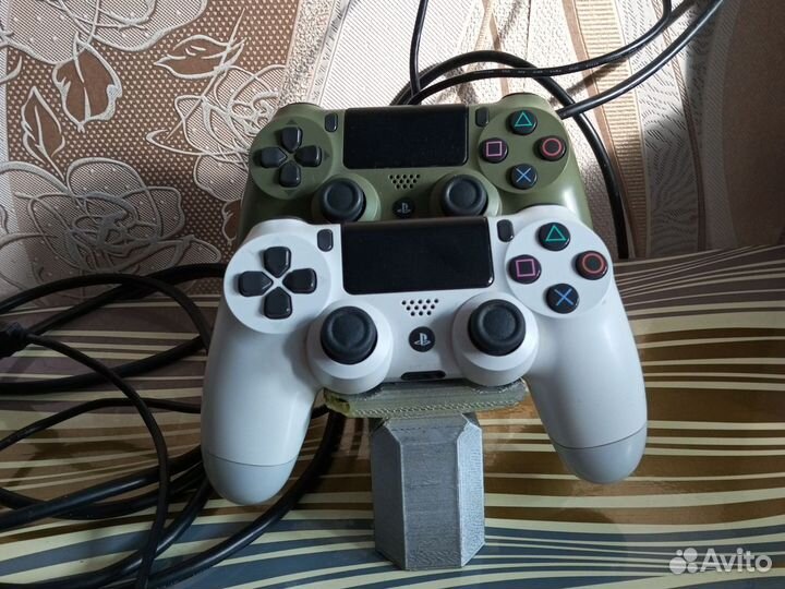Игровая приставка ps4 slim