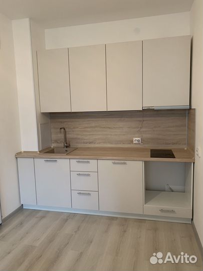 Прямая кухня небольшая ксп:18562