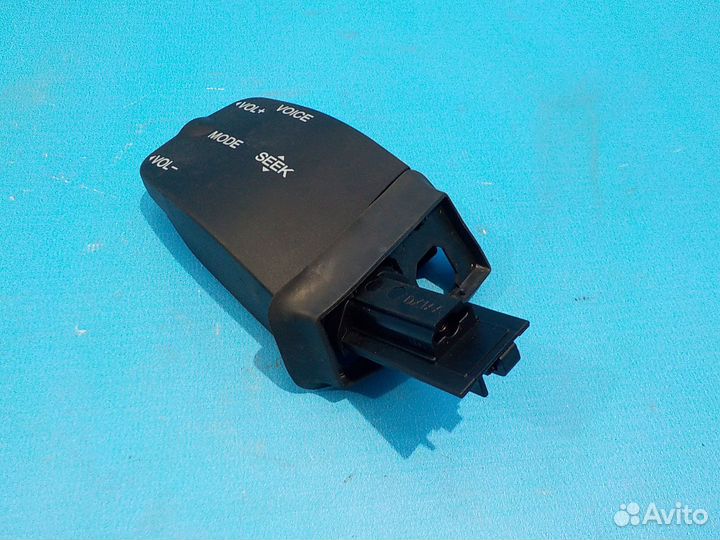 Переключатель управления магнитолой Ford Kuga 2008