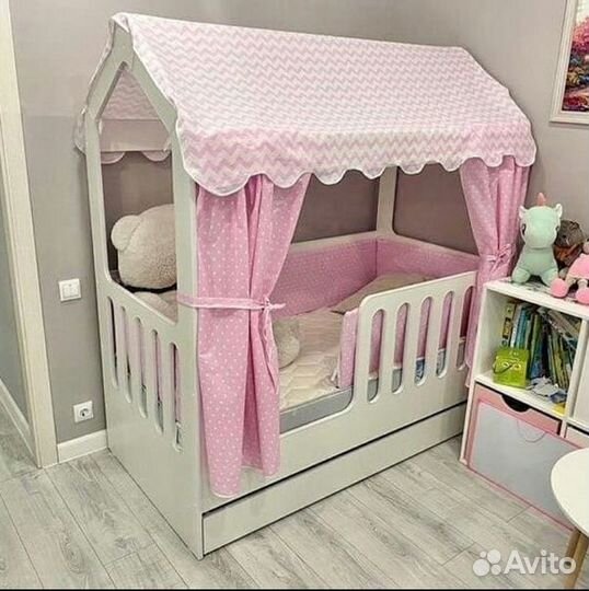 Тканевый балдахин на кровать-домик