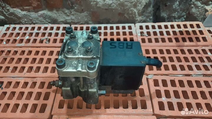 Блок ABS Audi 80 B3 B4 90 100