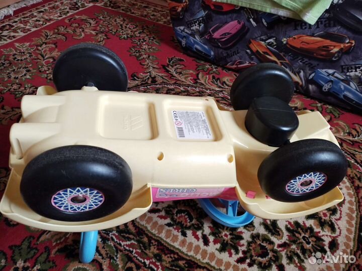 Машинка-каталка