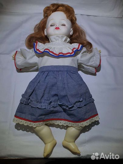 Кукла виниловая