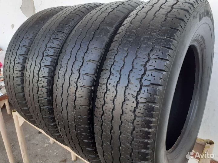 Bridgestone Dueler H/T D689 205/80 R16 104S