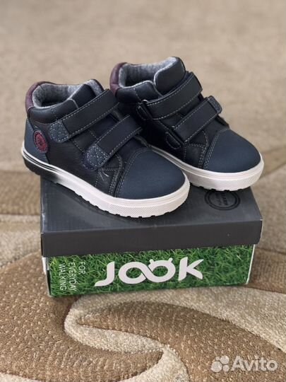 Ботинки демисезонные для мальчика 26