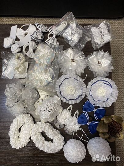 Набор резинок, заколок, бубликов для волос