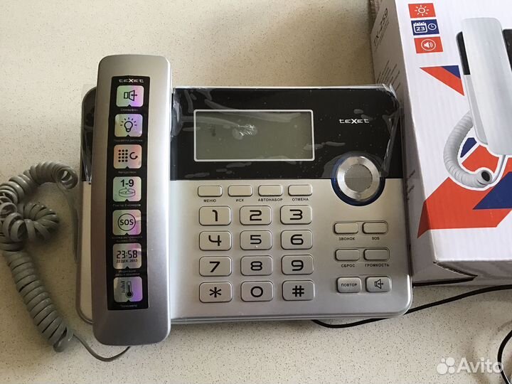 Кнопочный телефон