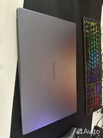 Huawei matebook d15