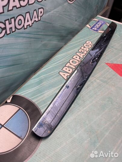 Накладка подсветки номера Mercedes ML164/06-11г