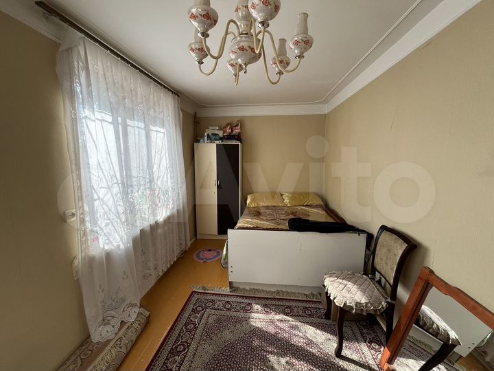 3-к. квартира, 54 м², 1/2 эт.