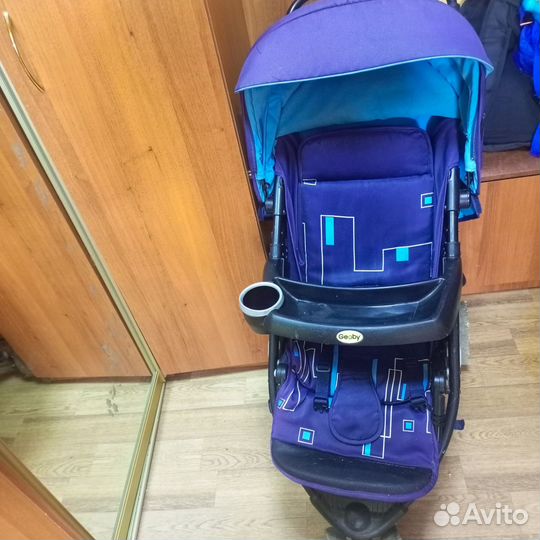 Прогулочная коляска geoby